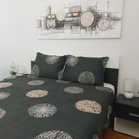 Apartment Rose Malinska Kültér fotó