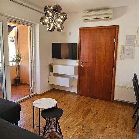 Apartment Rose Malinska Kültér fotó