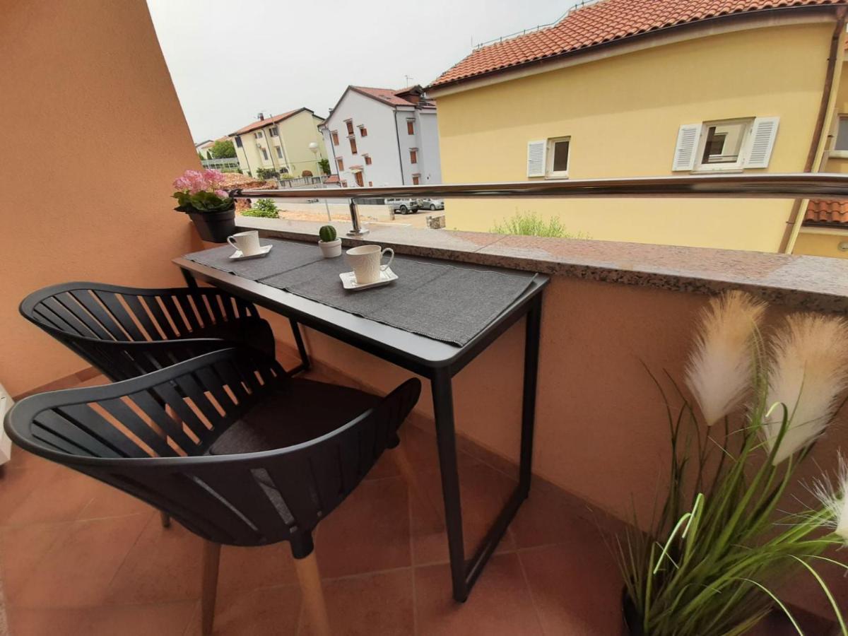 Apartment Rose Malinska Kültér fotó